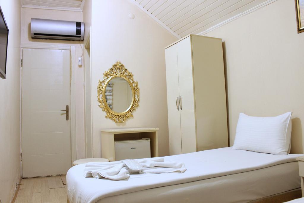 Simge Hotel Стамбул Экстерьер фото